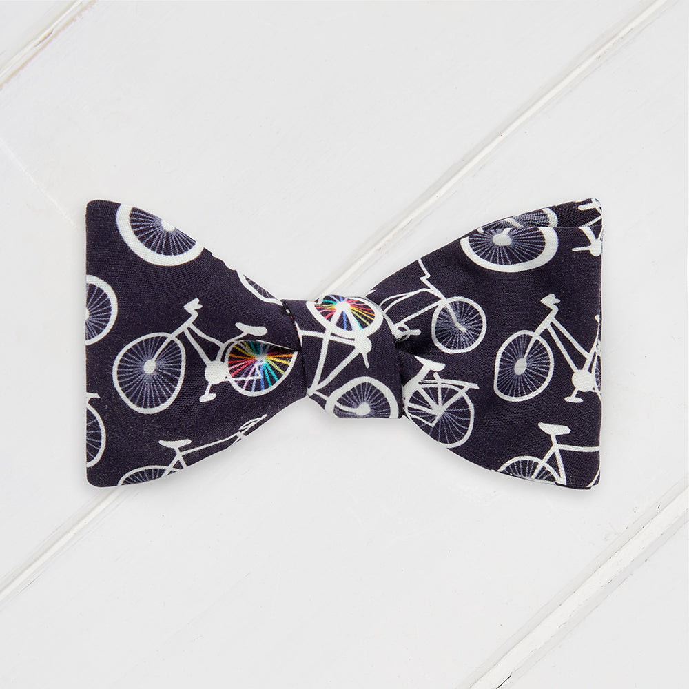 
            
                Load image into Gallery viewer, Bicycle Bow Tie
            
        
